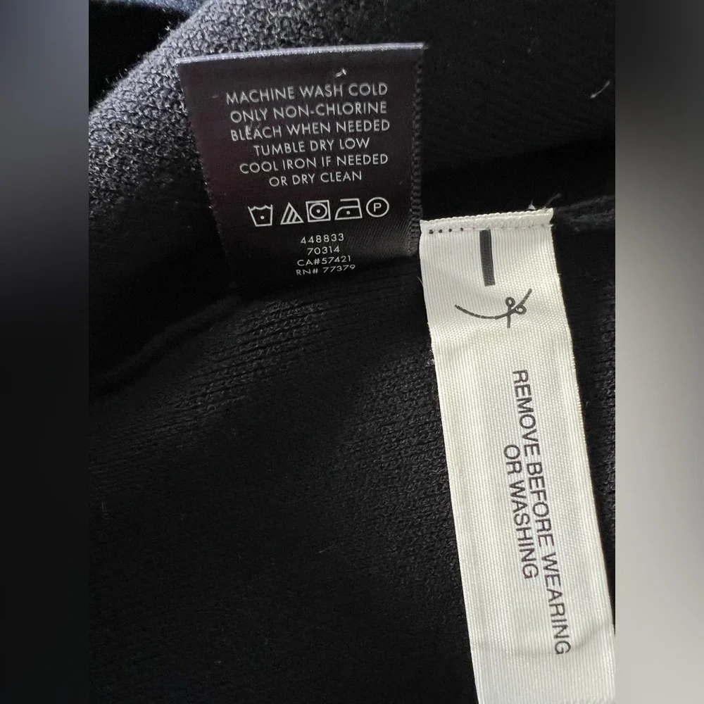 Ann Taylor Bell Sleeve Knit Dress, Sz S - Picture 10 of 10